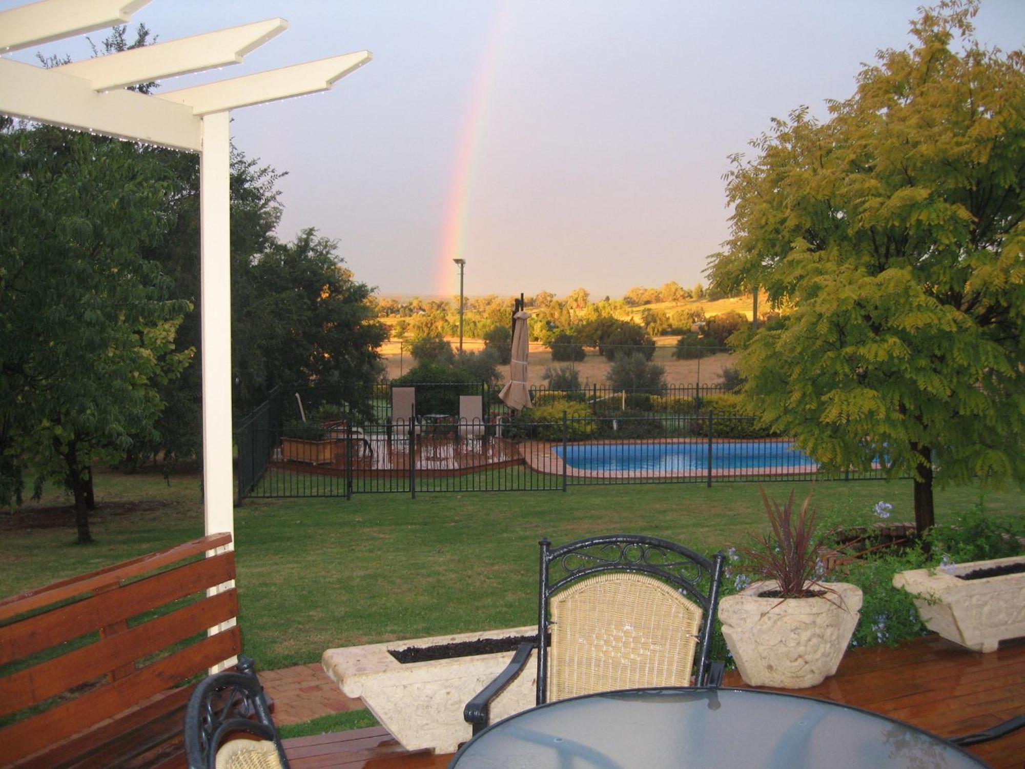 Pericoe Retreat Bed & Breakfast Dubbo Dış mekan fotoğraf